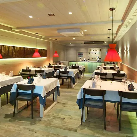 Pey Hotel *